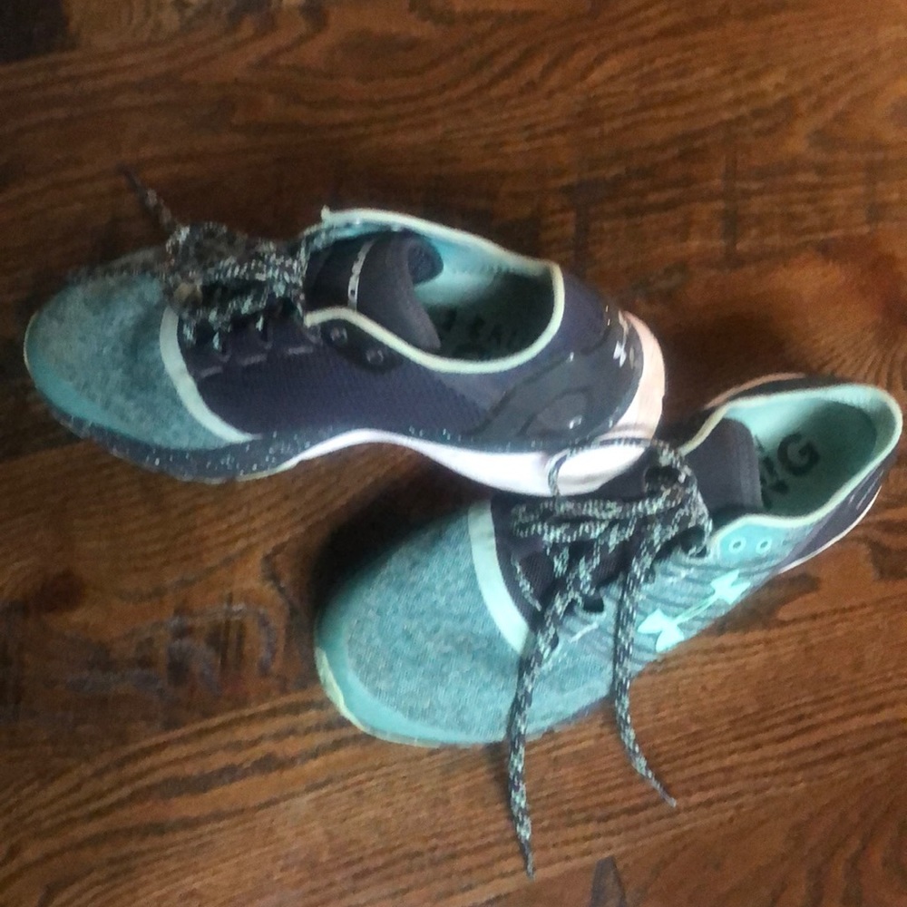 UA Bandit 2 Running Shoes - Like new!
